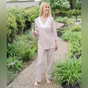 Lila And Hayes Julia Pajama Set